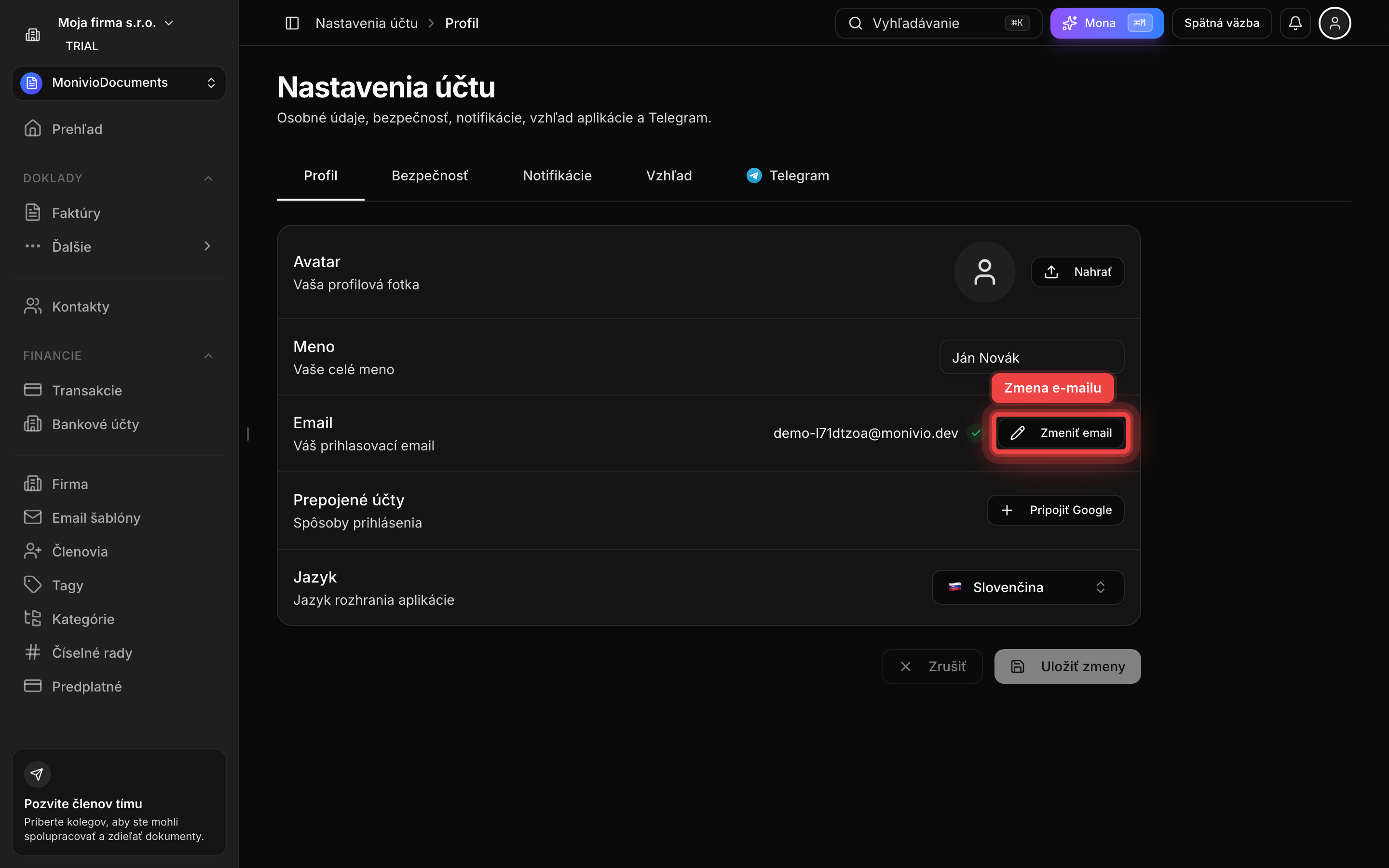 Stránka nastavení profilu s avatarom, menom a e-mailom