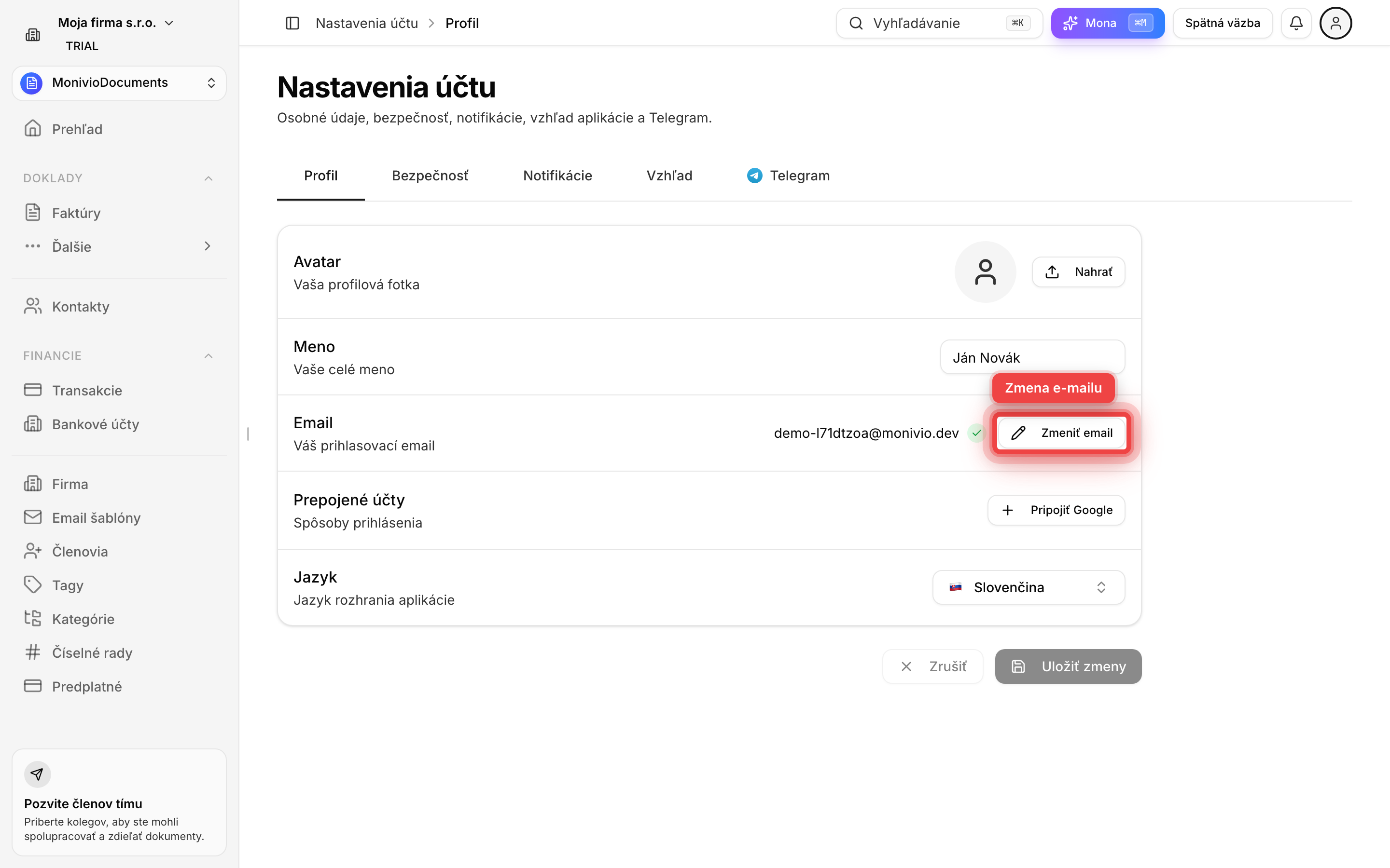 Stránka nastavení profilu s avatarom, menom a e-mailom